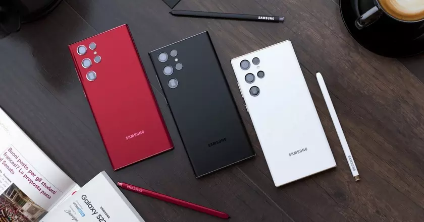 Apple нарастила долю на рынке смартфонов на 3%, но всё равно не смогла обойти Samsung