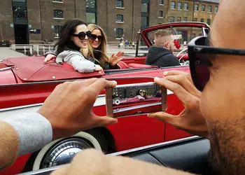 Samsung Galaxy S6 или Samsung Galaxy S6 Edge?