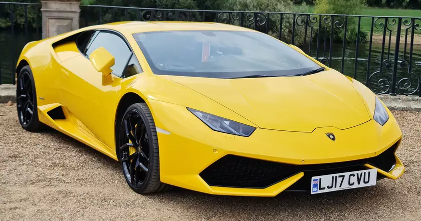 Lamborghini представила свой новый логотип