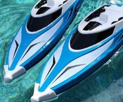 Force1 Velocity Fast RC Boat for Pools and Lakes