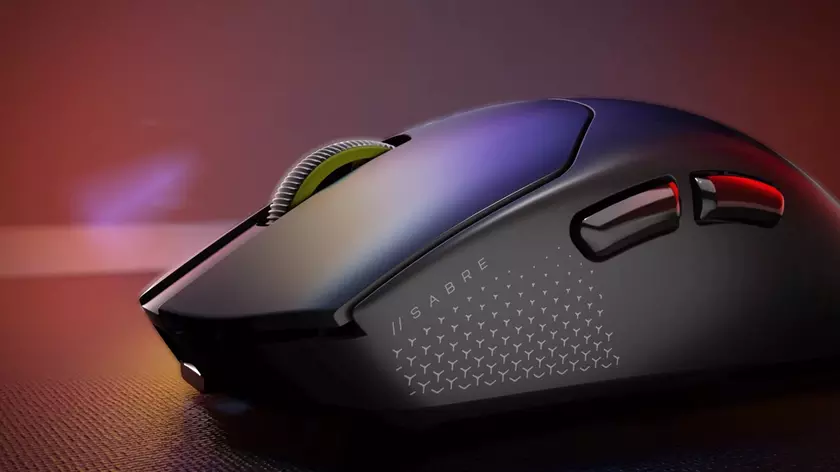 Corsair выпустила Sabre V2 Pro — обновленную мышь для киберспортсменов со сверхлегким корпусом и минимальным временем отклика