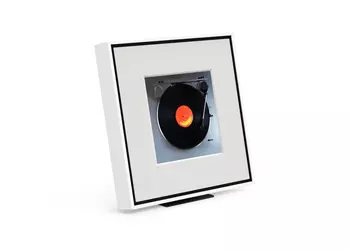 Дополнение к телевизорам The Frame TV: Samsung представила на CES 2024 колонку в виде картины