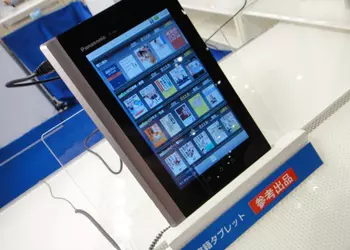 Panasonic UT-PB1 — то ли книга, то ли планшет 
