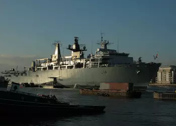 Бразилия может приобрести у Британии списанные десантные корабли типа Albion