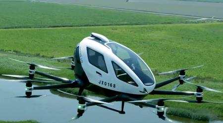 Den kinesiske droneprodusenten EHang begynner å selge flyvende drosjer 