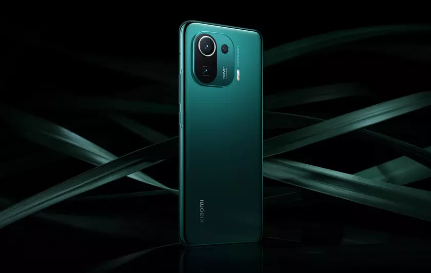 Xiaomi 12 Pro получит быструю зарядку мощностью 120 Вт