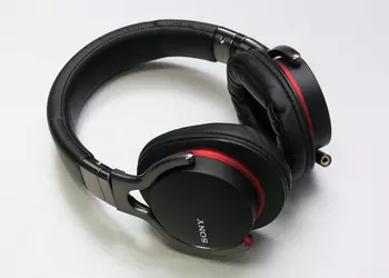 Обзор наушников Sony MDR-1R