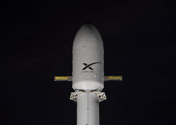 SpaceX с третьей попытки запустила 46 спутников Starlink, несмотря на неподходящие погодные условия