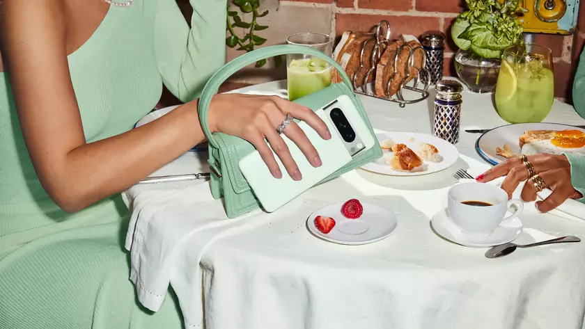 Google предсатвила Pixel 8 и Pixel 8 Pro в цвете Mint