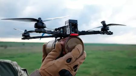 Un drone FPV ukrainien a parcouru une distance record et touché le système d'artillerie russe Hyacinth-S