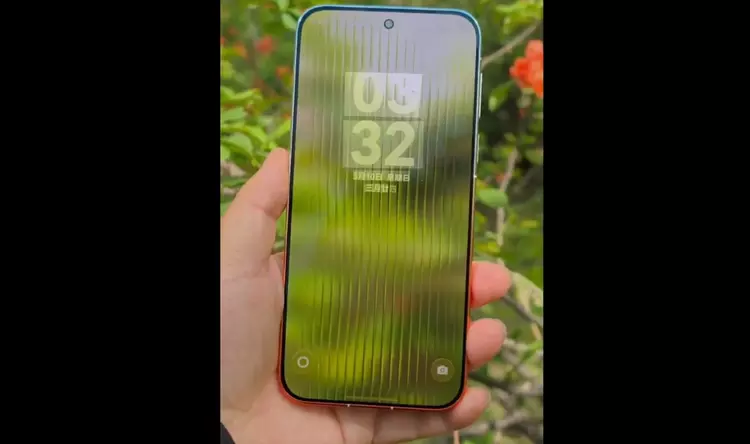Смартфон-хамелеон від Huawei: флагман Pura 90 ...