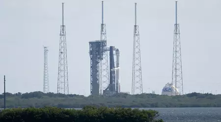 Boeing has postponed the first manned flight of the Starliner spacecraft to Wednesday
