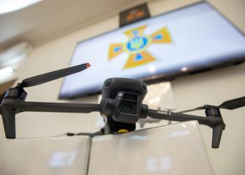 Украинские спасатели получили 85 дронов DJI Mavic 3 Fly More Combo по 110 тыс грн каждый: где их будут использовать (фото, видео)