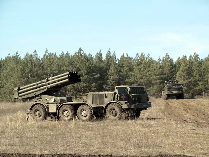 Украинские "Ураганы" атакуют россиян полным залпом 