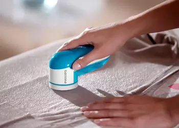 Philips выпустила машинку для сбривания катышков с одежды Fabric Shaver GC026/00