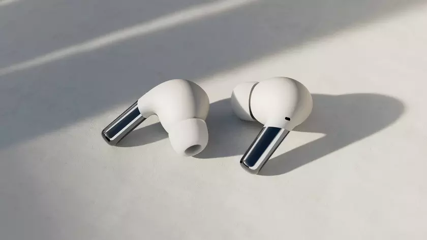 Инсайдер: OnePlus работает над недорогими TWS-наушниками с ANC
