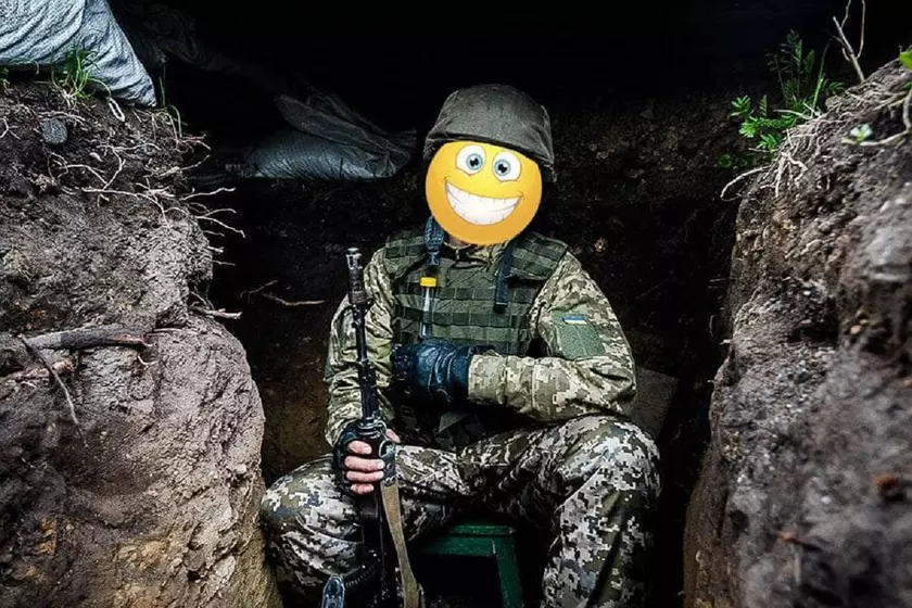 Срочник Нацгвардии сбил вражеский беспилотник с помощью АК-47