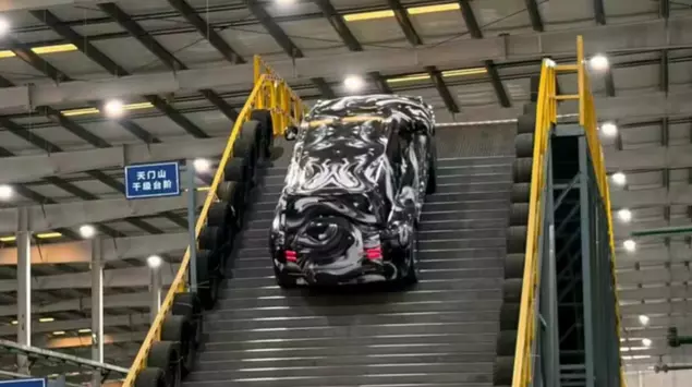 Yangwang U8 Tackles 1289th Test on ...