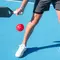 Tesla a lancé une raquette de pickleball à 350 $ : marketing génial ou design absurde