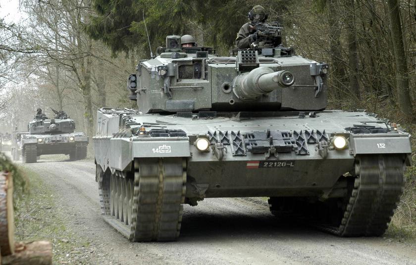 La Spagna darà all'Ucraina 10 carri armati Leopard 2A4 e 20 mezzi corazzati M113