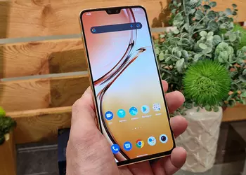 Обзор vivo V23 5G: первый в мире смартфон, изменяющий цвет корпуса