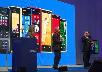 Стенд Nokia на MWC 2013 своими глазами