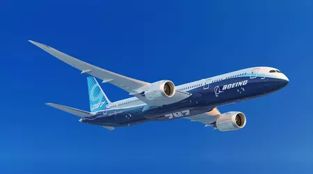 Boeing 787 Dreamliner: planes are built, but they can't leave the lot