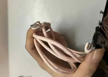 Like the MacBook Air: iPhone 15 will come with colour-matched braided USB-C cables