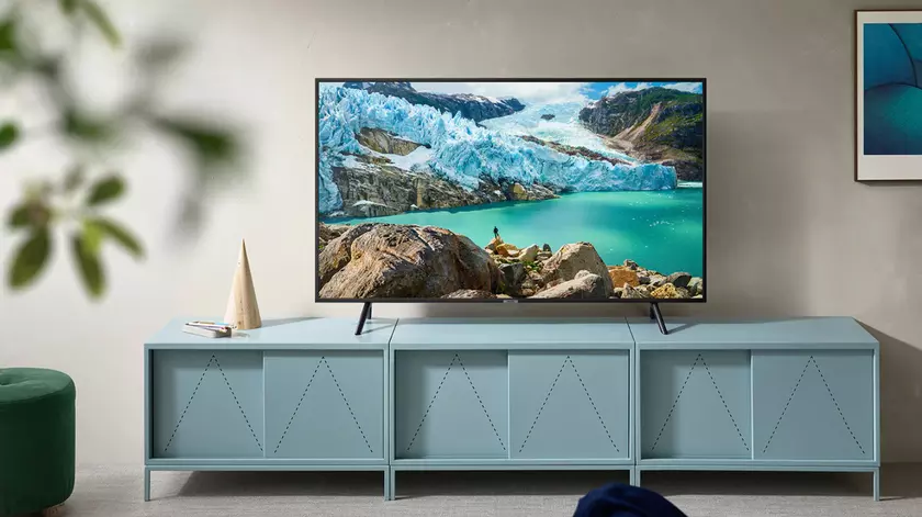 Только смарт-часы: Samsung не будет переводить свои телевизоры с Tizen на Android TV