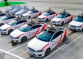 В Шанхае запустят роботакси