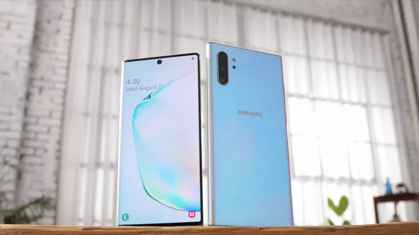 Samsung Galaxy Note 10 и Note 10+: два размера, новые чипы, обновленный дизайн и цена от $945 (31 999 грн)