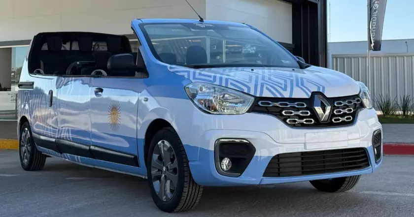 Renault Kangoo Express превращается в уникальный кабриолет-лимузин