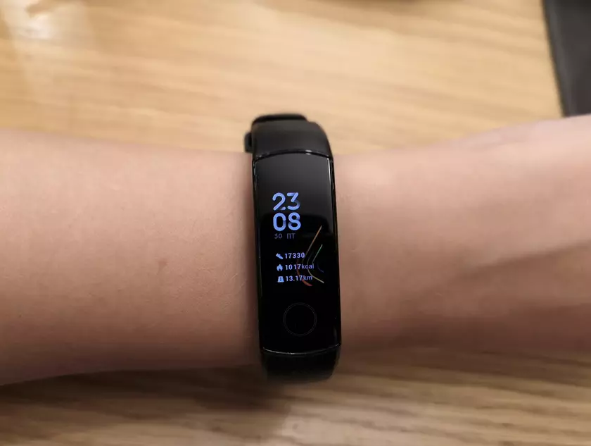 Убийца Xiaomi? Обзор Honor Band 5