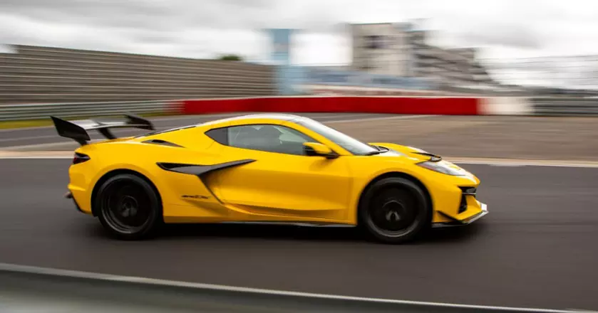 Chevrolet Corvette ZR1X берет Северную петлю Нюрбургринга штурмом