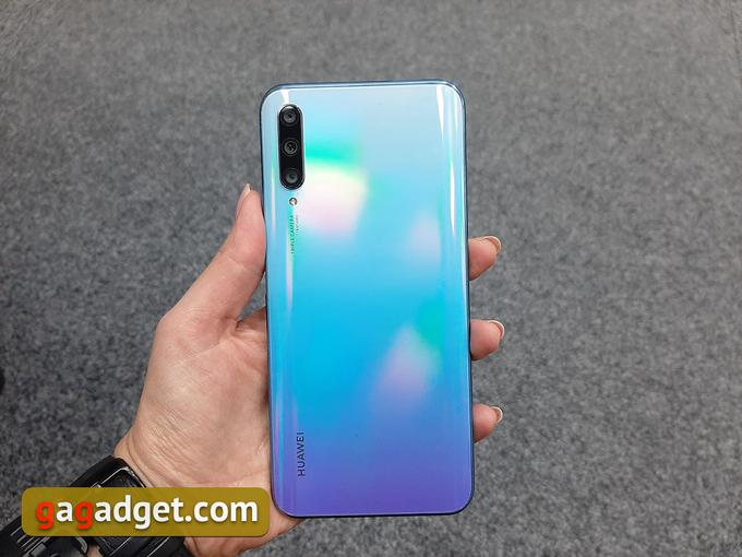 Огляд Huawei P Smart Pro (2019): пам'яті забагато не буває-4