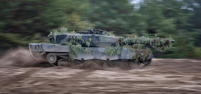 Словаччина отримала перший німецький танк Leopard 2A4 замість БМП-1, які були передані Україні