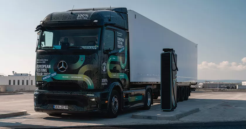 Descubre el Poder del Mercedes eActros 600: Electrificación de Carga Pesada