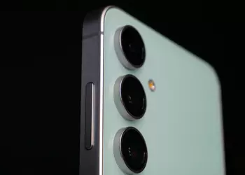 Бюджетный субфлагман Galaxy S25 FE засветился на первой “живой” фотографии