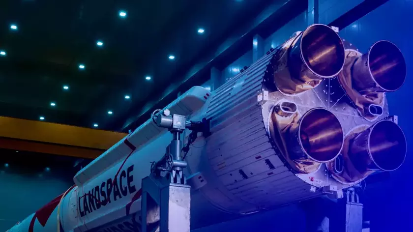 Китай провалил запуск первой в мире орбитальной ракеты на метановом топливе и потерял 14 спутников