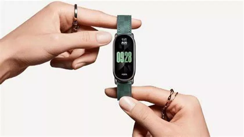 Появились первые предполагаемые рендеры Xiaomi Mi Band 9