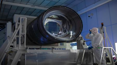 La più grande fotocamera digitale al mondo per l'astronomia è pronta a partire