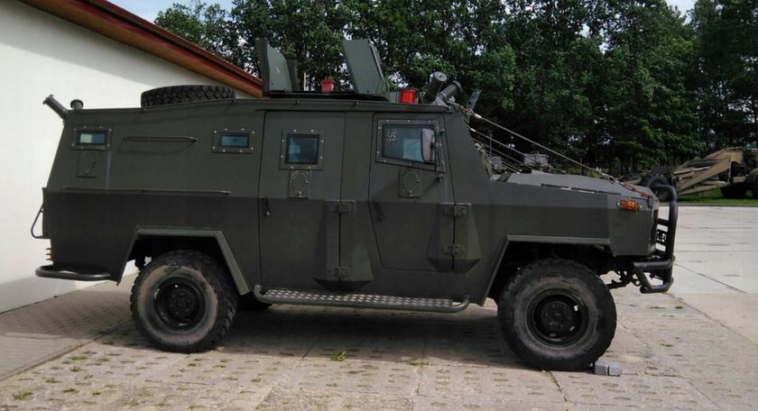 L'Ukraine a reçu des véhicules blindés polonais DZIK: qu'est-ce que c'est et qui l'utilisera