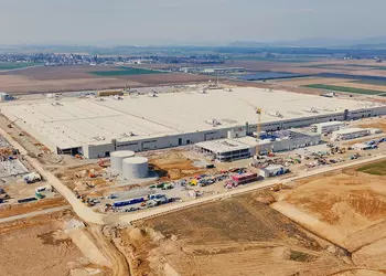 BMW завершила строительство центральной части аккумуляторного завода в Баварии