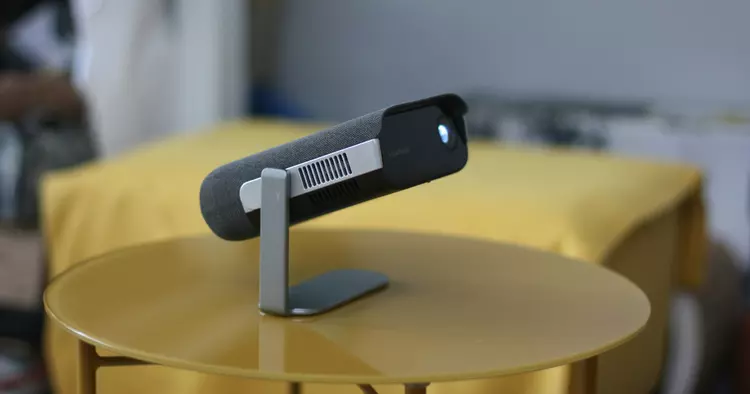 Праздник эстета: обзор портативного проектора ViewSonic M1X