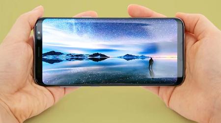 The photo of the Samsung Galaxy S9 box with the characteristics of the smartphone has gone to the network