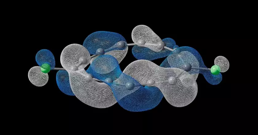 Молекула C13Cl2