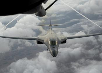 I bombardieri strategici B-1B Lancer hanno effettuato tre missioni in otto giorni in Medio Oriente