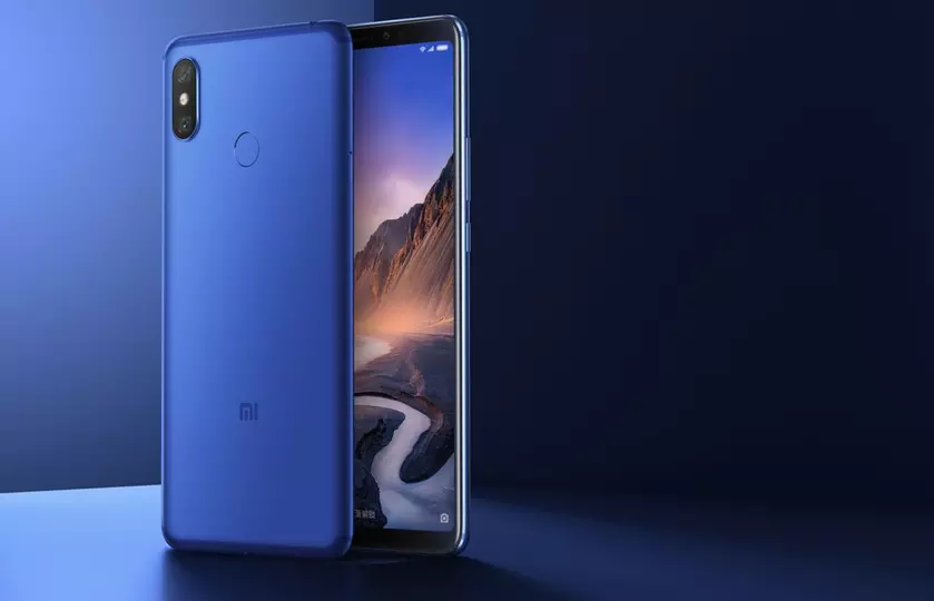 10 сентября в продаже появится Xiaomi Mi Max 3 с 6 ГБ ОЗУ и 128 ГБ ПЗУ
