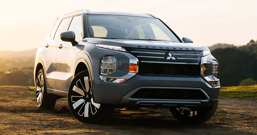 Nouveautés Geeks : Regard sur le Mitsubishi Outlander 2025