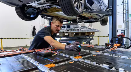 BMW Group створила замкнуту систему переробки високовольтних акумуляторів електромобілів